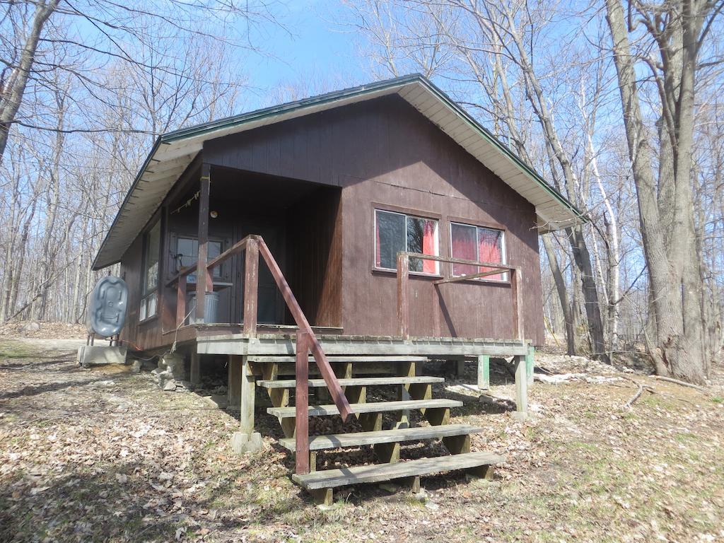 Lake Wolsey Cabins Otel Gore Bay Oda fotoğraf